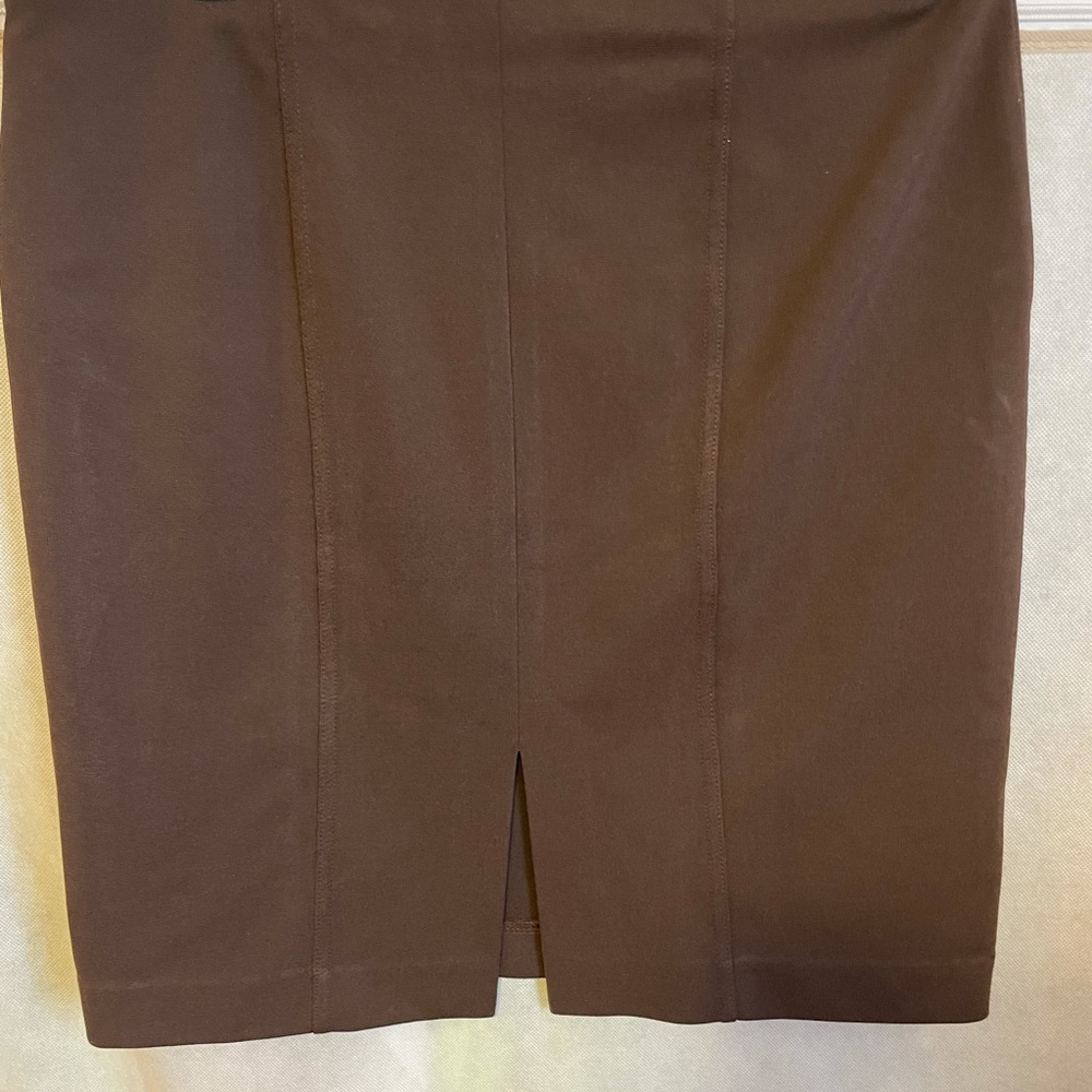 Skirt - Picture 2 of 2